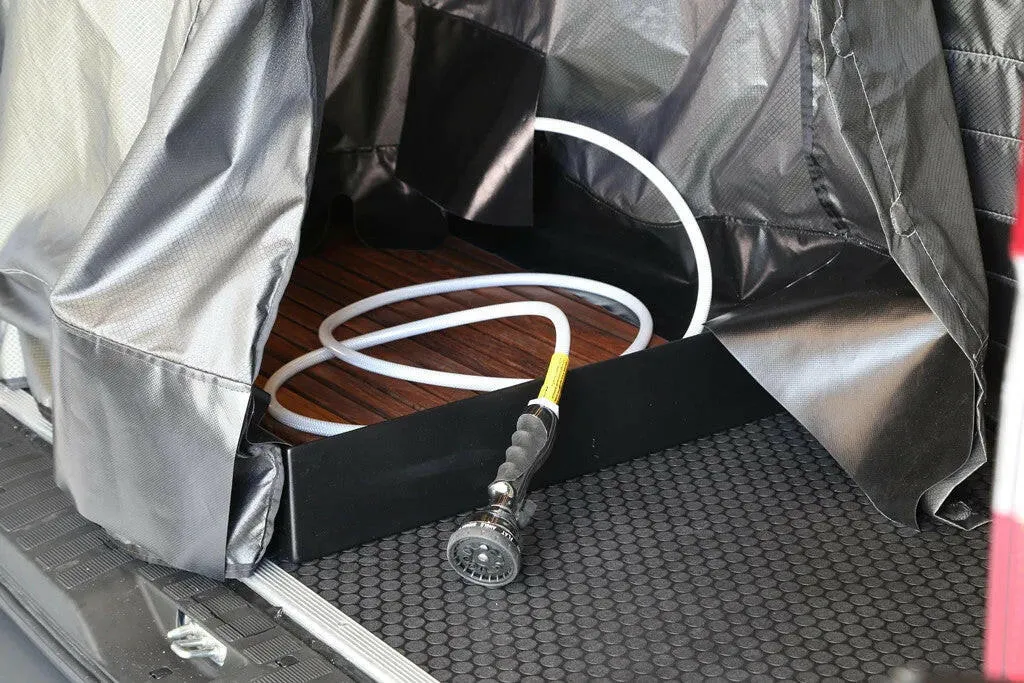 07  SPRINTER VAN FABRIC PARTITION W/ SHOWER FLAP