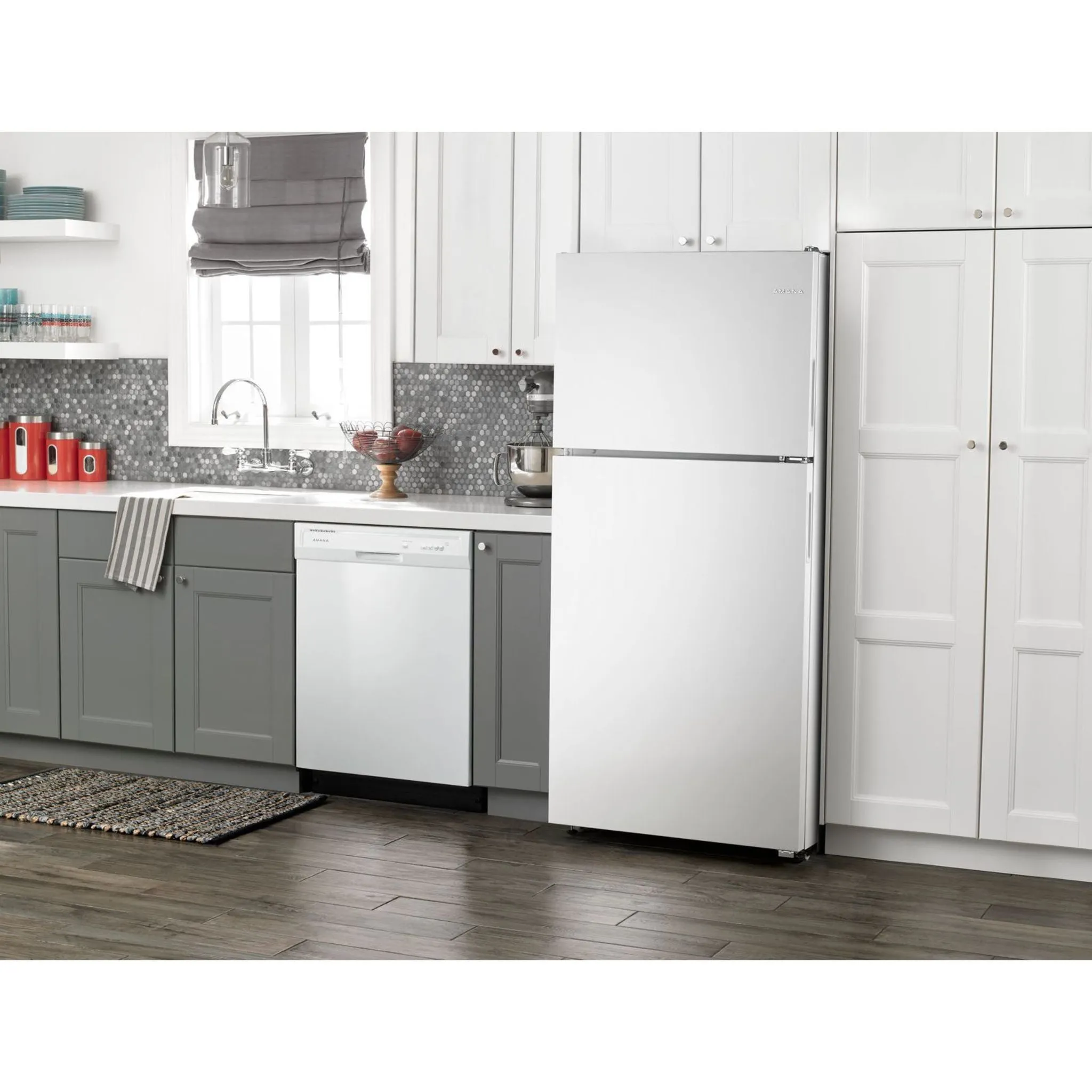 Amana 18 cu. ft. Top-Freezer Refrigerator with Electronic Temperature Controls (ART318FFDW)