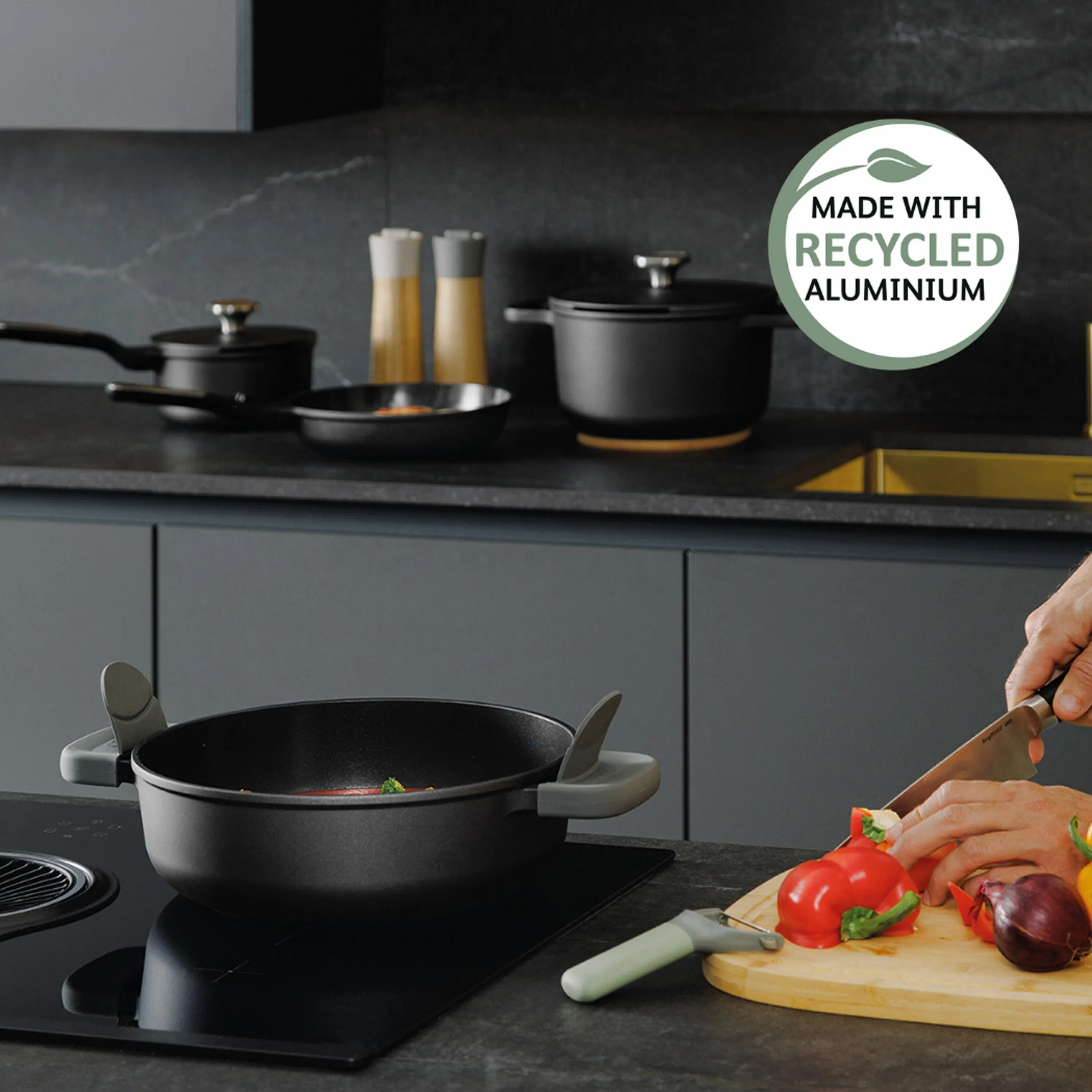 BergHOFF Leo Phantom Nonstick Ceramic 11" Saute Pan 5qt., Recycled