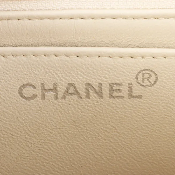Chanel Around 1997 Made Caviar Skin Turn-Lock Shoulder Bag Ivory