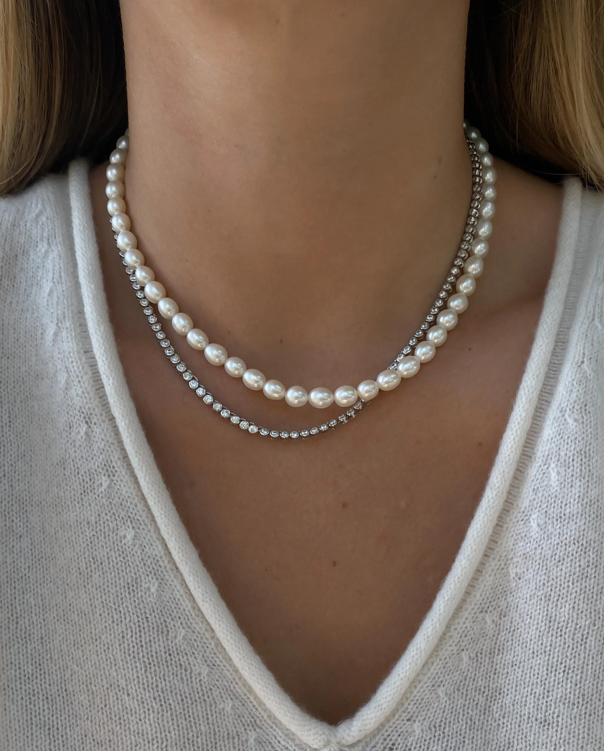 CLAIRE Classic Pearl Necklace