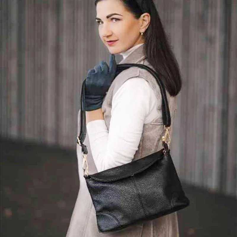 Large Capacity Elegant Classic Crossbody Bag