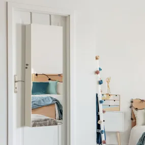 NNECW Lockable Jewelry Storage Cabinet with Frameless Mirror