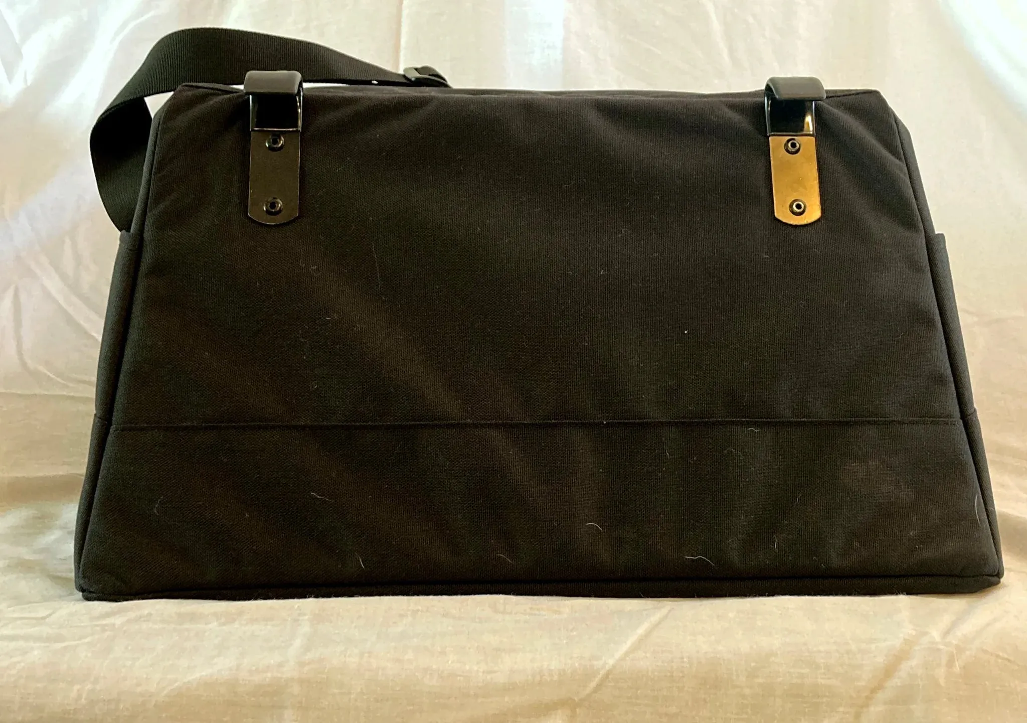 Van Wife 18" Hanging Bag